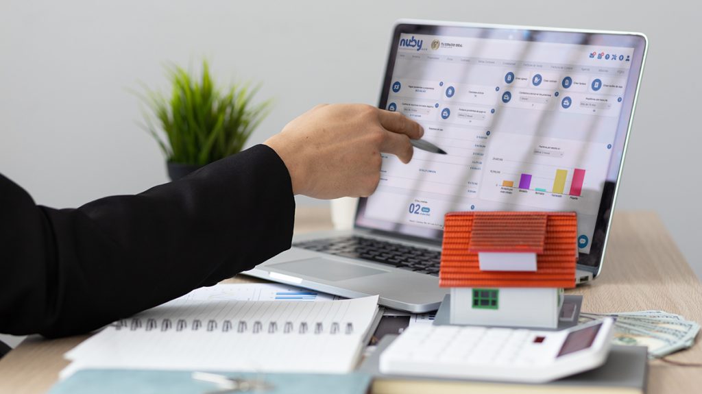 Más Allá del Ladrillo: La Tecnología es el Nuevo Cimiento de las Inmobiliarias Exitosas